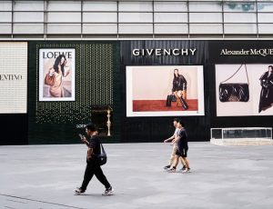 How are luxury brands supercharging for their seemingly ordinary products? With good storytelling